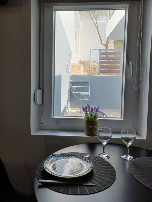Petite Suite With Backyard. Mytilíni Kültér fotó