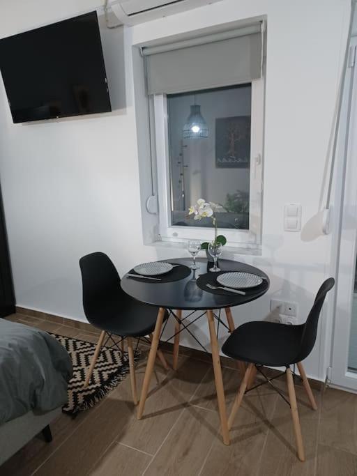 Petite Suite With Backyard. Mytilíni Kültér fotó